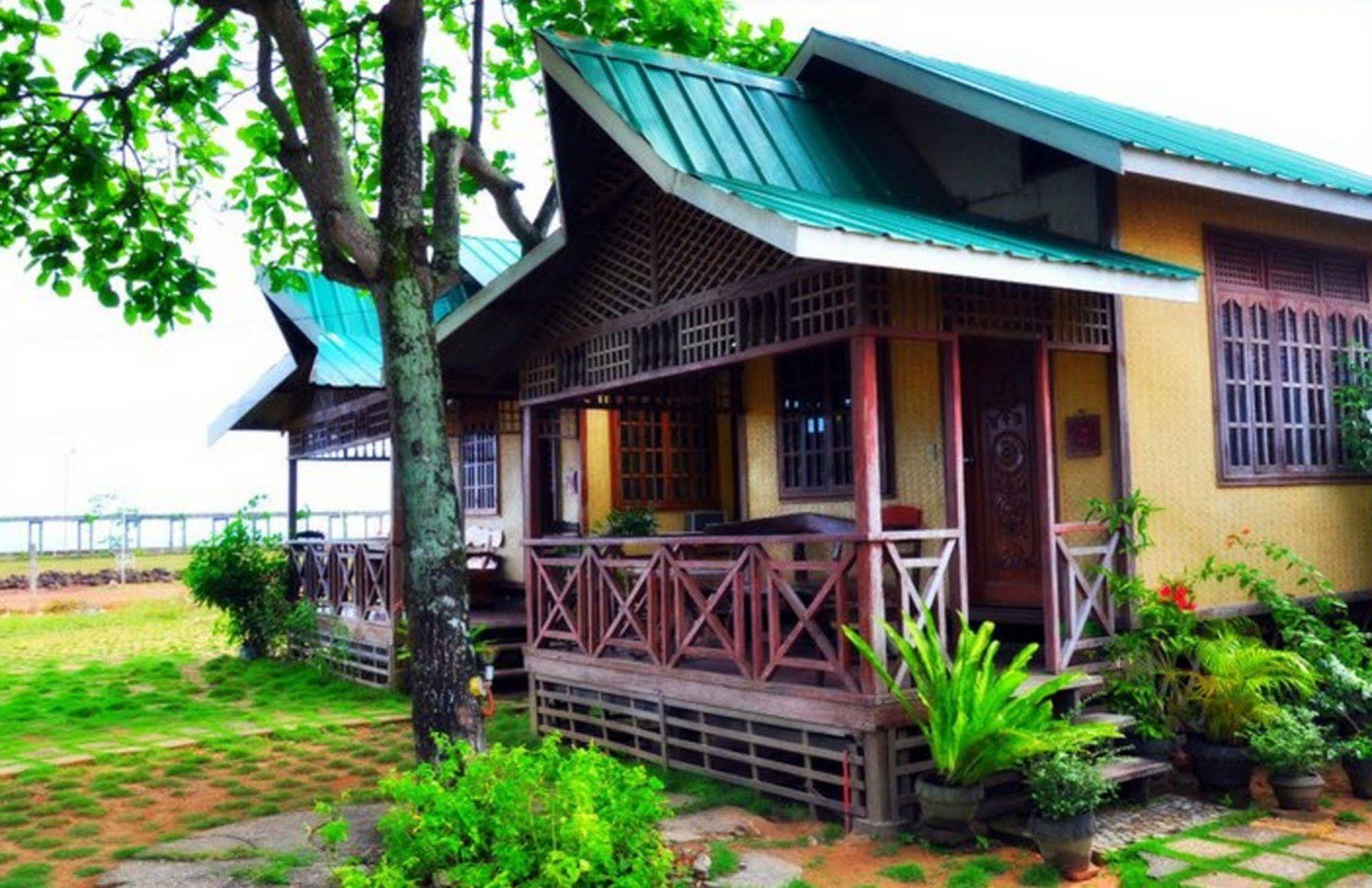 Pems Pension And Restaurant Taytay  Exterior foto