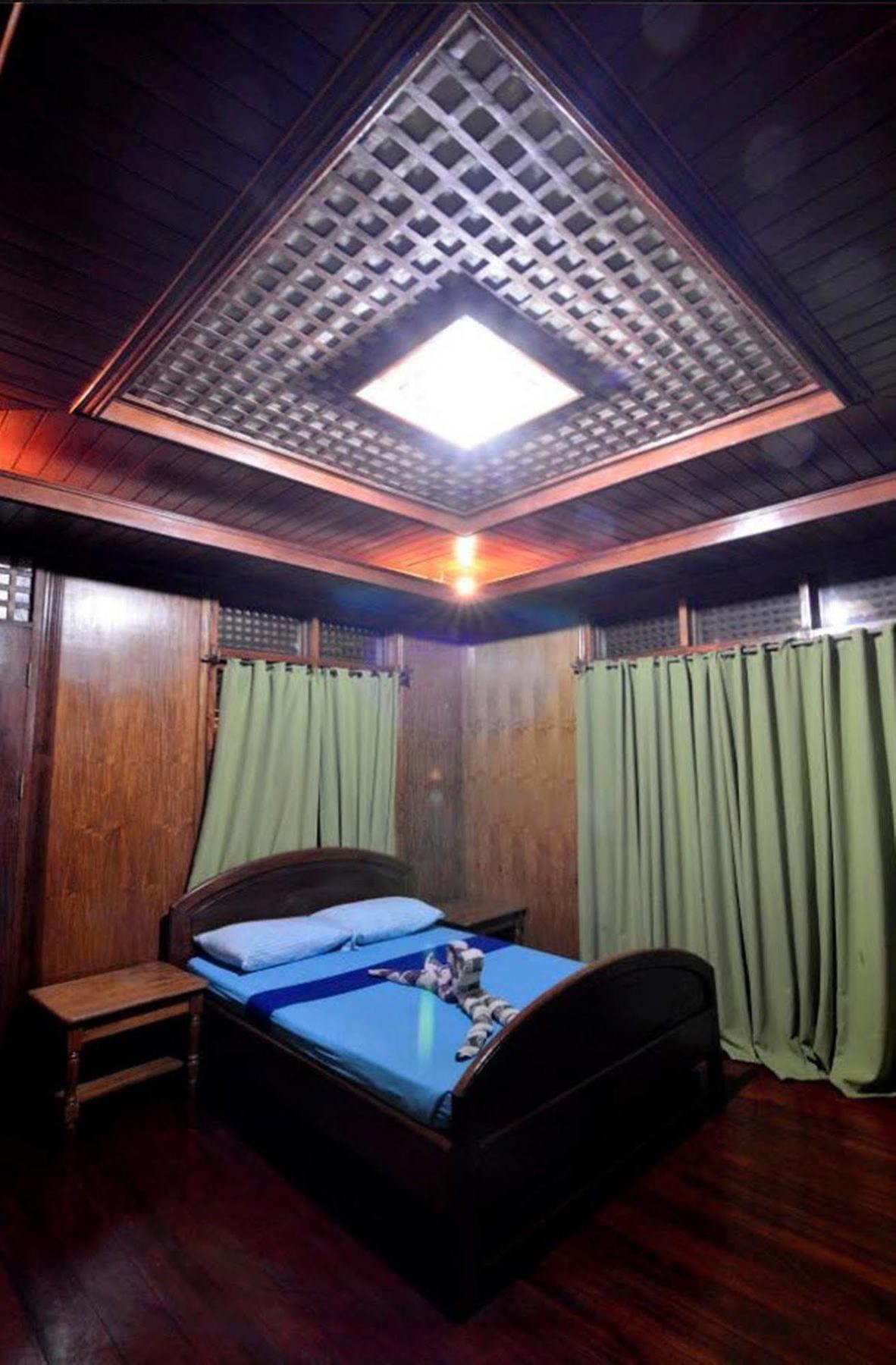 Pems Pension And Restaurant Taytay  Exterior foto